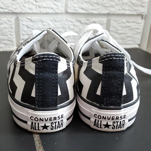 Converse All Star Black and White Chevron Geometric Sneakers Sz 7.5 - Picture 8 of 11
